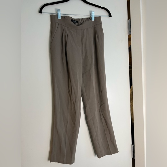 Aritzia Dress Pants - Picture 2 of 12